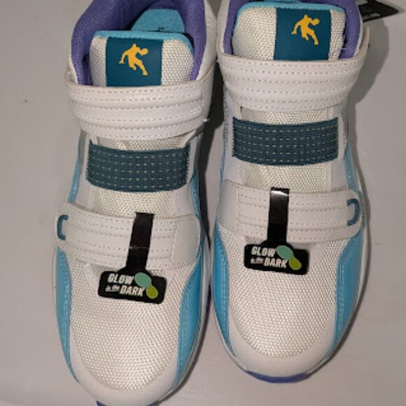 AND 1 high top basketball shoes Size youth 5 Glow In Dark Sole New With Tags - Picture 3 of 6